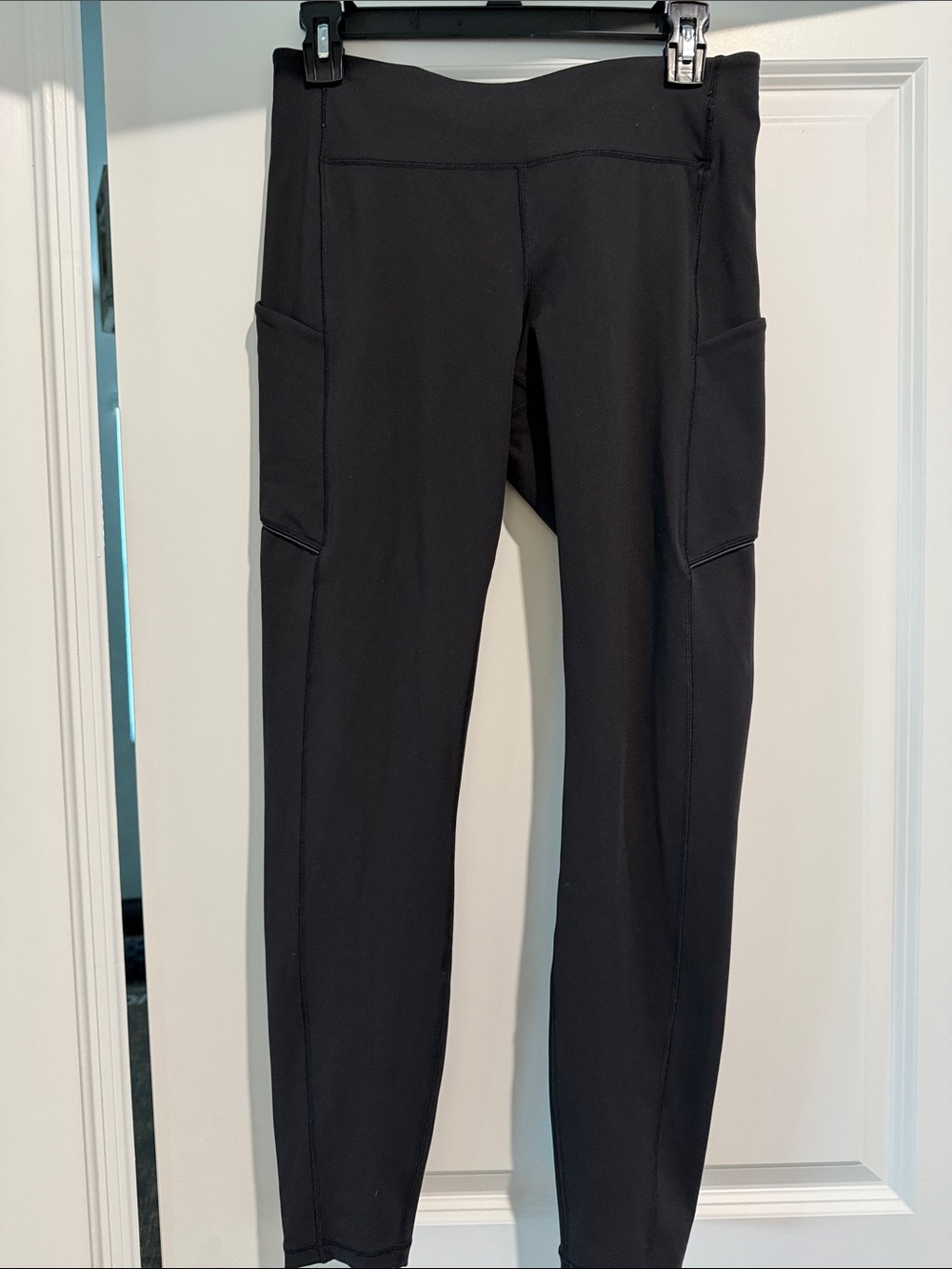 lululemon athletica Black Athletic Leggings with Side Phone Pockets